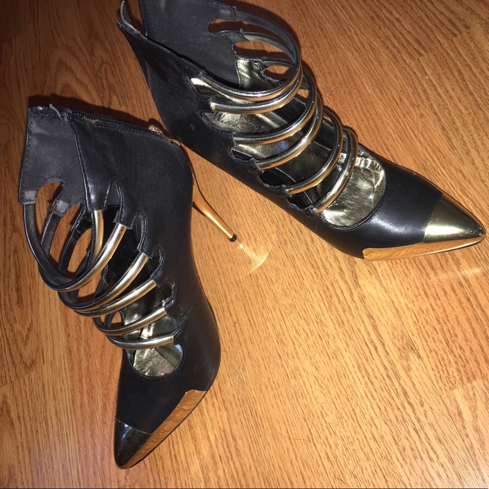 Black & Gold Heels